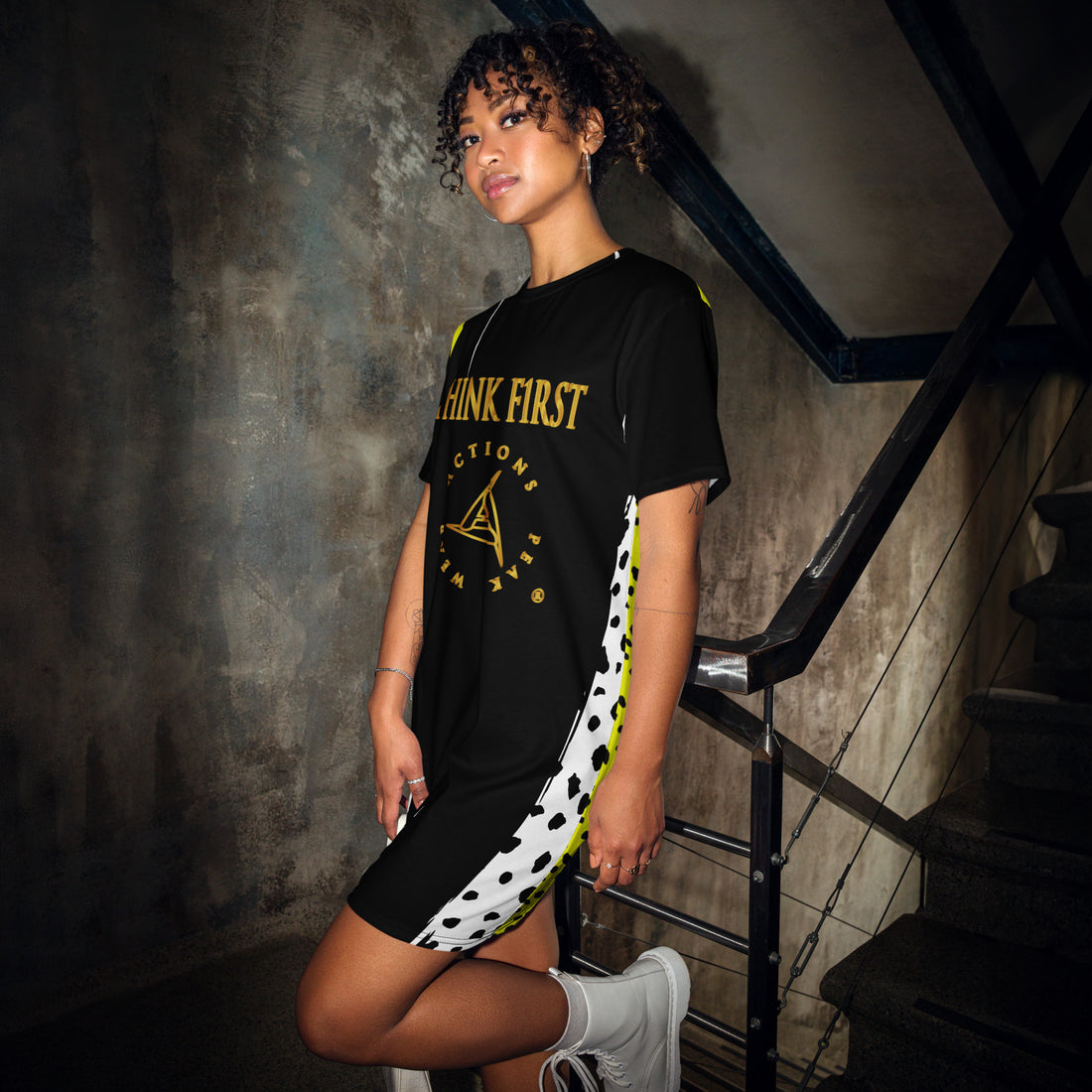 THINK F1RST PAINT SWATCHES WITH SPOTS TEE DRESS